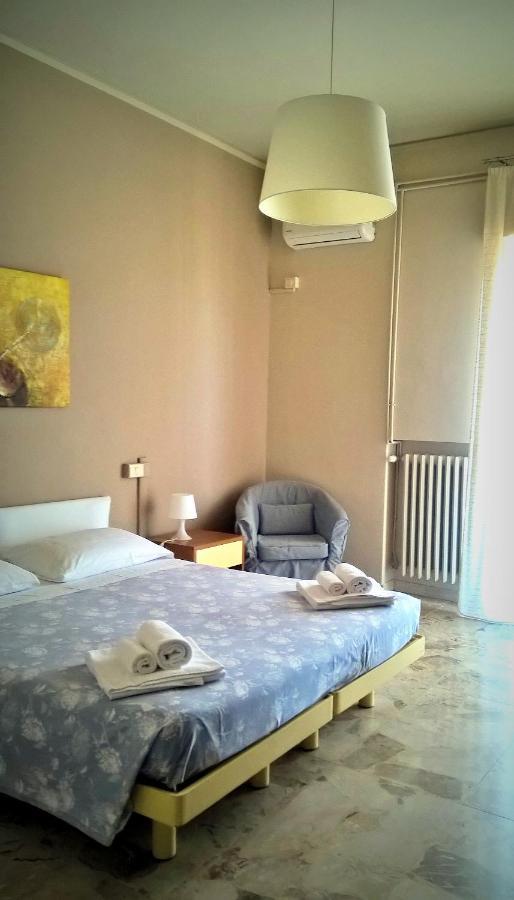 B&B Cameracaffe Centro Arezzo Eksteriør bilde